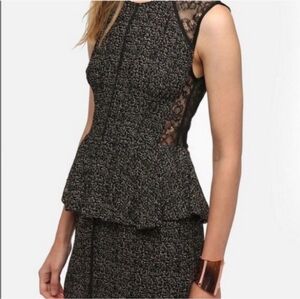 ~~Dolls Point Lace Peplum Pendulum Dress – Black & Gray – Size 4~~